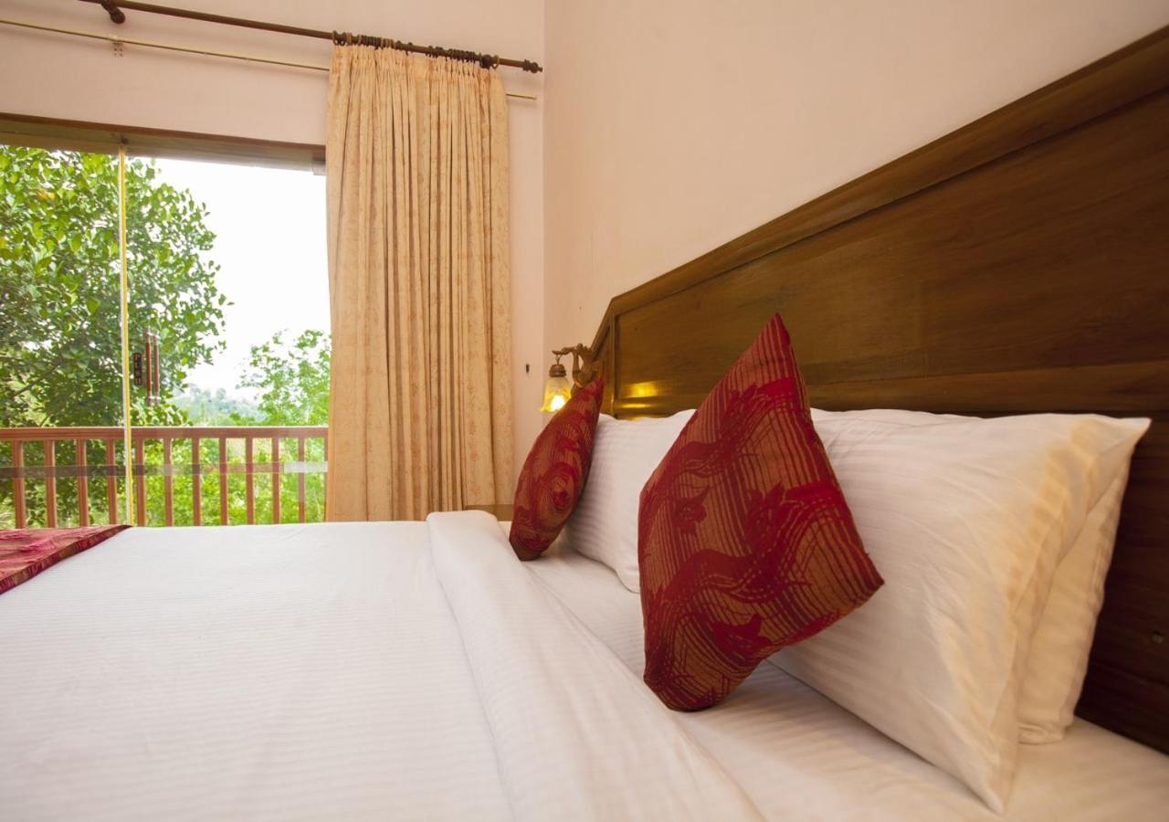 Oxygen Resorts Thekkady Extérieur photo